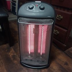 25"  High  Pelonis  Quartz  Electric  Tower  Space  Heater 