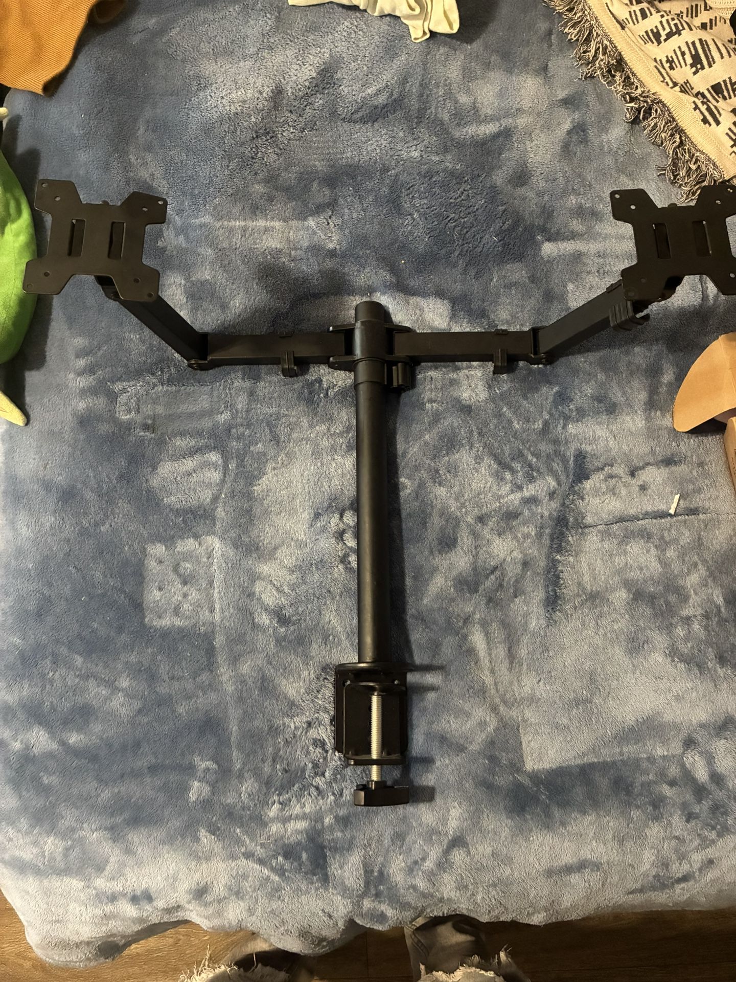 Dual Monitor Stand