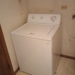 Washer And Gas Dryer 