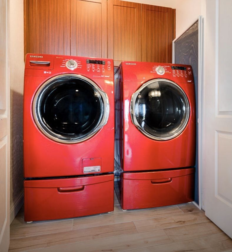 FULL Set - Price is total for Both! Samsung Washer and “Gas” Dryer with pedestals