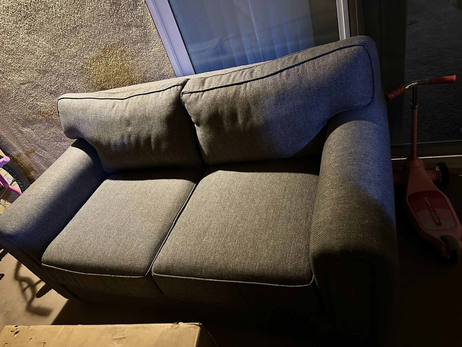 Couch - Small Love Seat