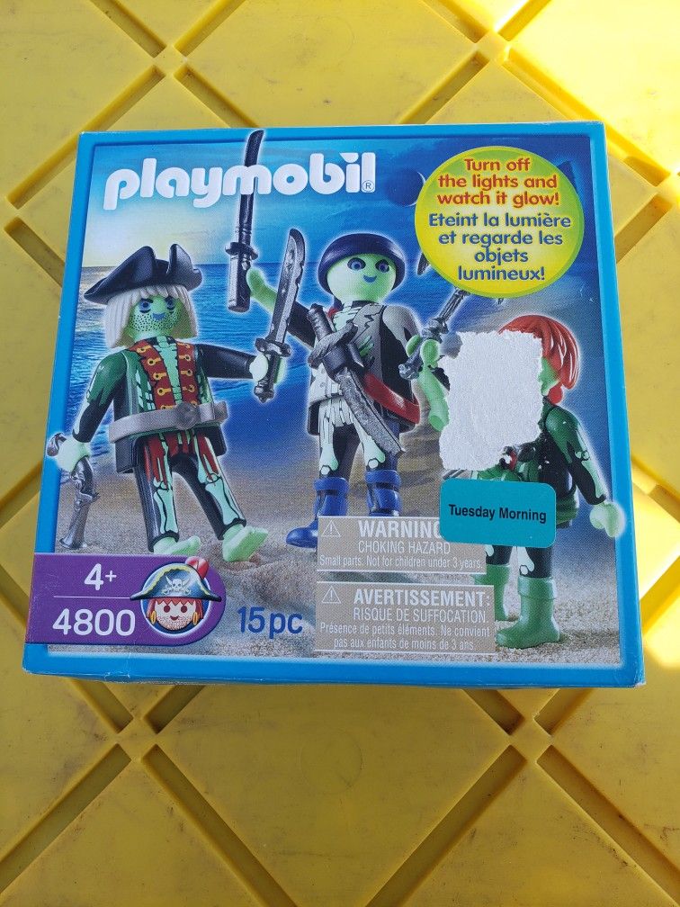 Playmobil 4800 Three Ghost pirates
