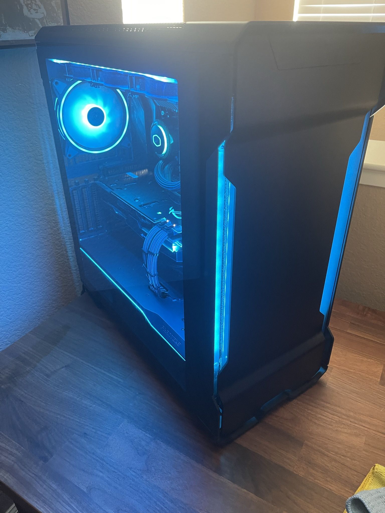 Phanteks Enthoo Evolv X Pc Case