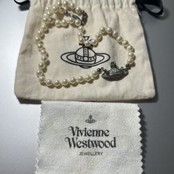 Vivienne Westwood necklace - Mini Bas Relief Pearl choker