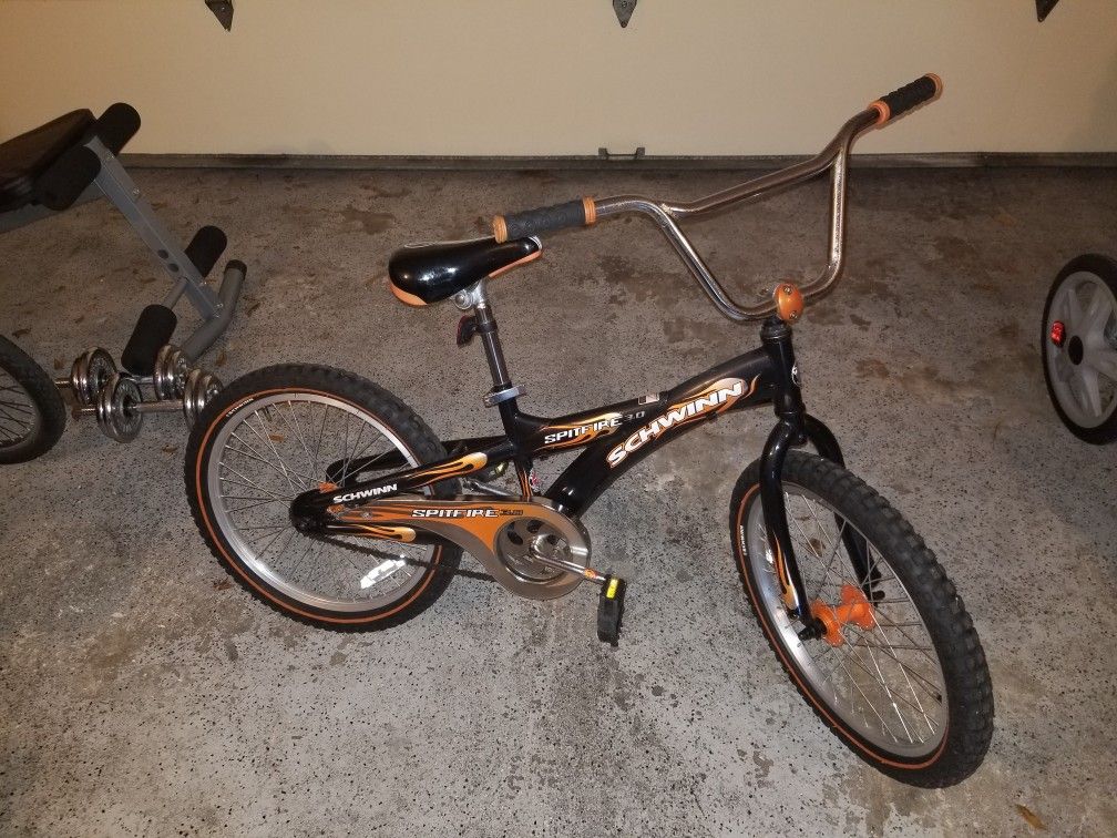 Schwinn spitfire 3.0 20 boys bike for Sale in Winter Springs FL OfferUp