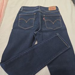 Levis High Rise Size 28 Or Size 6