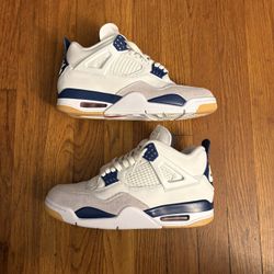 Jordan 4 SB Navy 