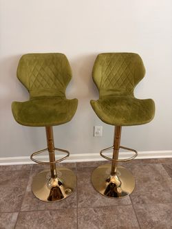 Set of 2 Olive Green Velvet Bar Stools