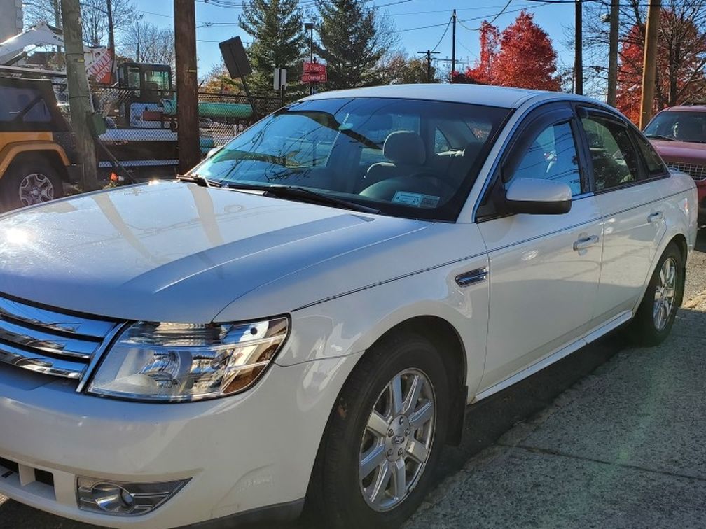 2009 Ford Taurus