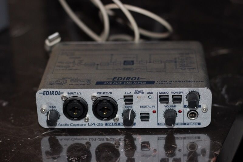 EDIROL 24 bit 96 kHz / USB Audio Interface US-25