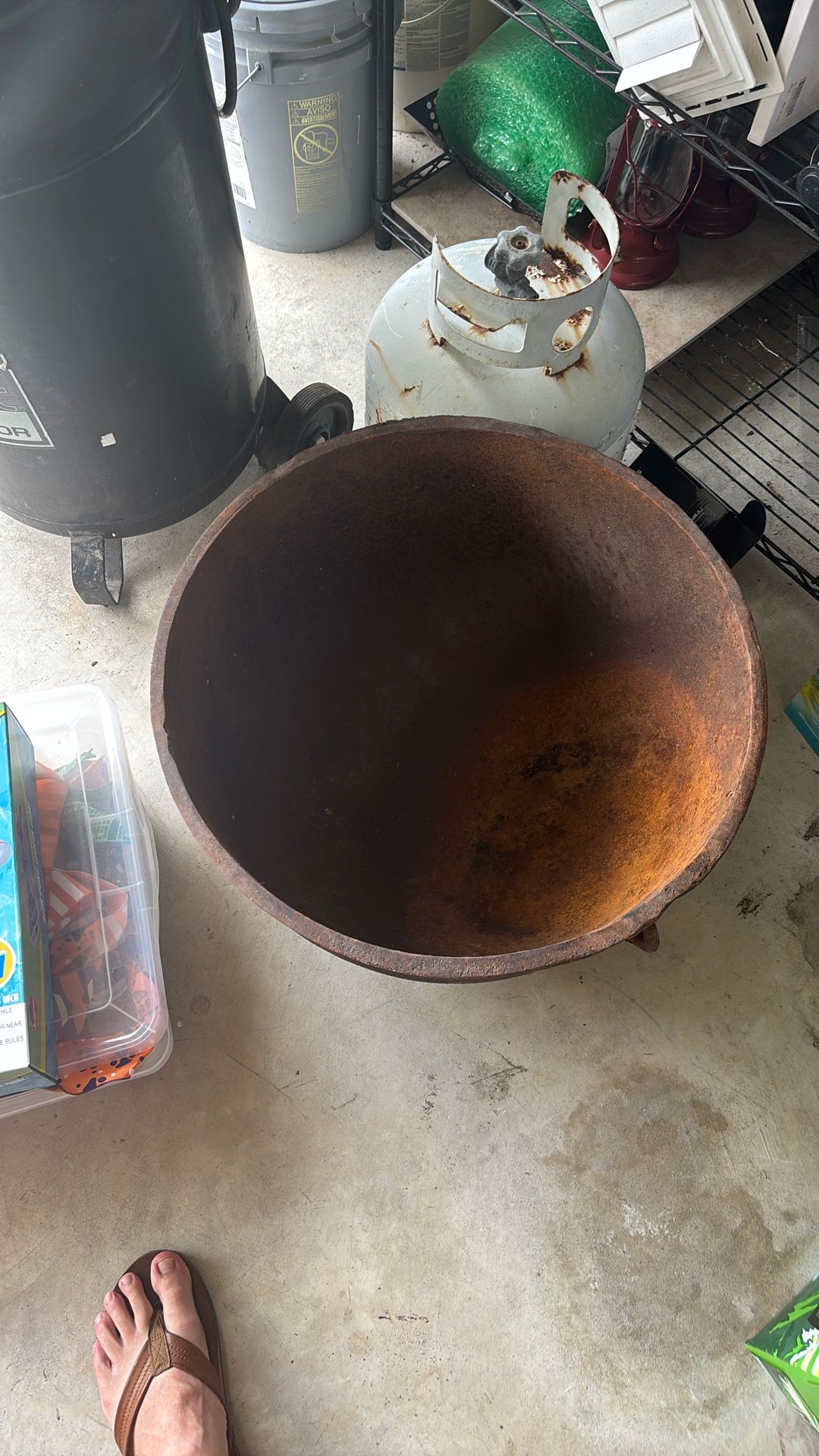 Used Cast Iron Pot