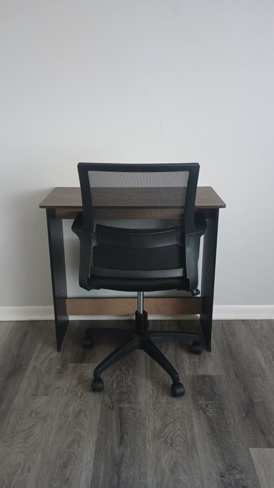 🪑 Study Desk + Office Chair Set – Sturdy & Comfortable | $50