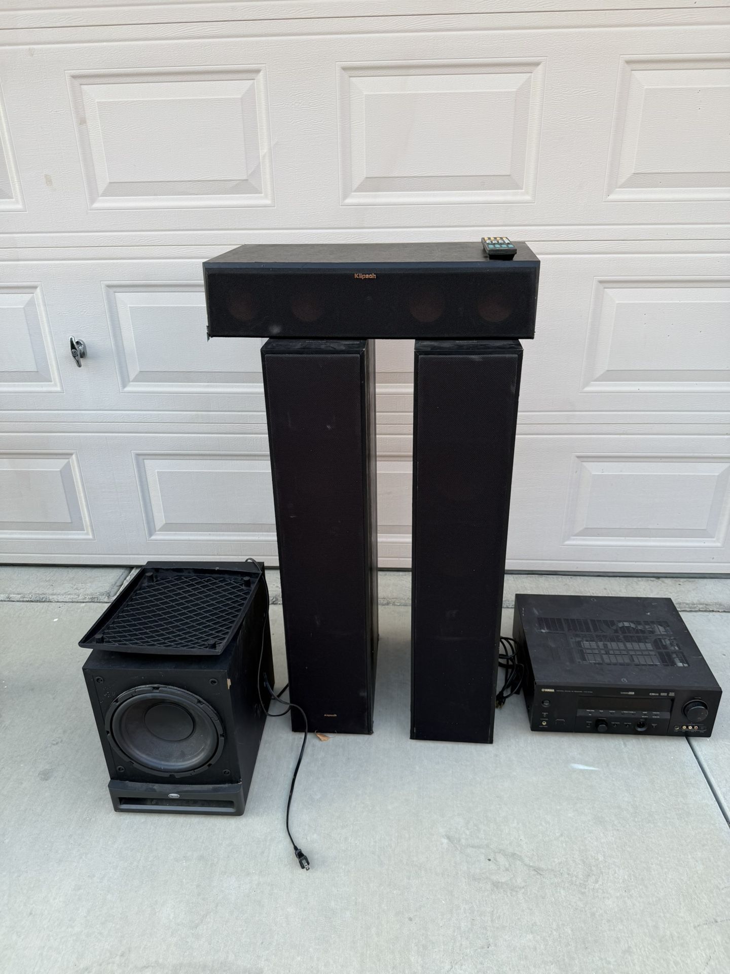 Yamaha Receiver & Klipsch Speaker Set