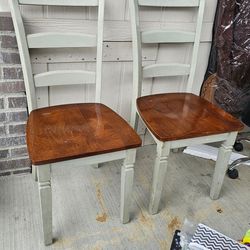 Set of 2 dining table chairs