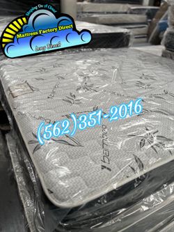 Black bamboo Queen mattress and Boxspring bed set new Colchon y tambor