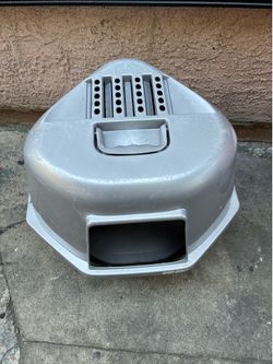 Litter box