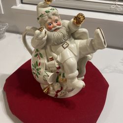 Lenox Tea Pot