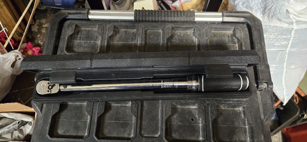 Husky Torque Wrench