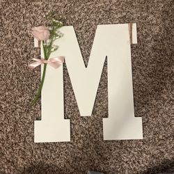 WALL DECOR Letter “M”