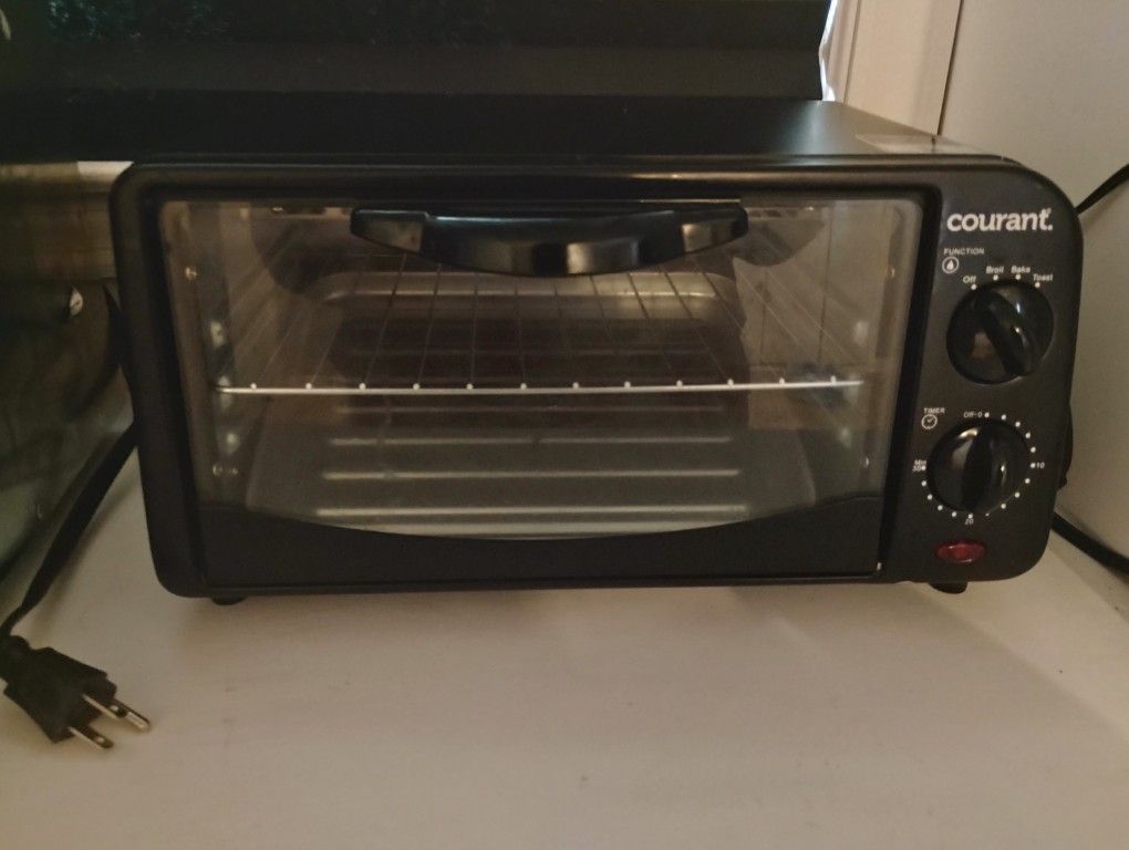 Courant Mini Oven
