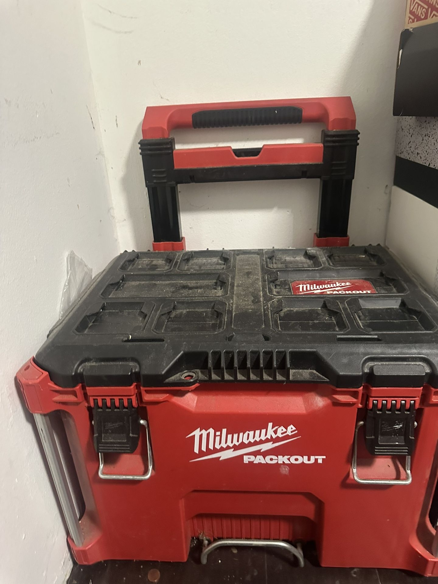 Milwaukee Pack Out