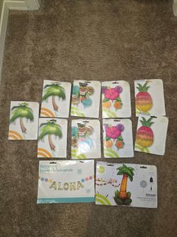 Anagram Tropical Luau Party Balloon and Banner Set