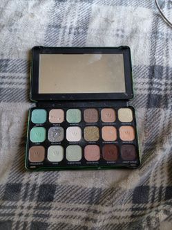 Weed make up  palette