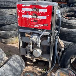 Vintage Gas Pump 