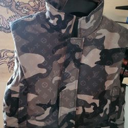 *MEN LV/ Supreme Vest*
