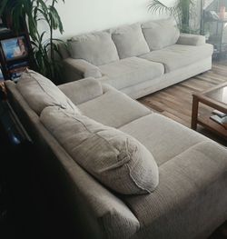 Beige Sofa & Loveseat