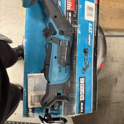 Makita 18V LXT Compact Recipro Saw. 
