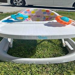 Baby Mobility Walker – Secure and Fun for Your Infant protect local