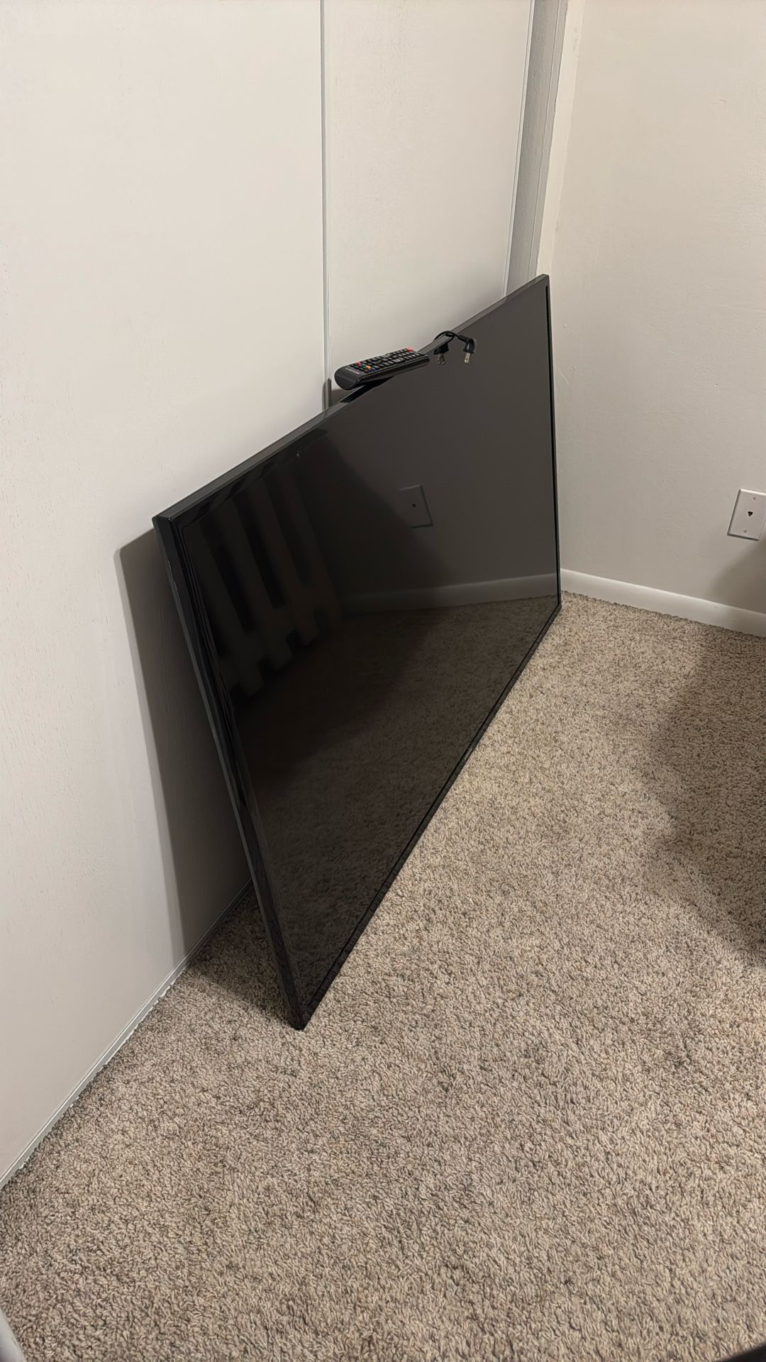 Samsung 62” Smart TV Firm