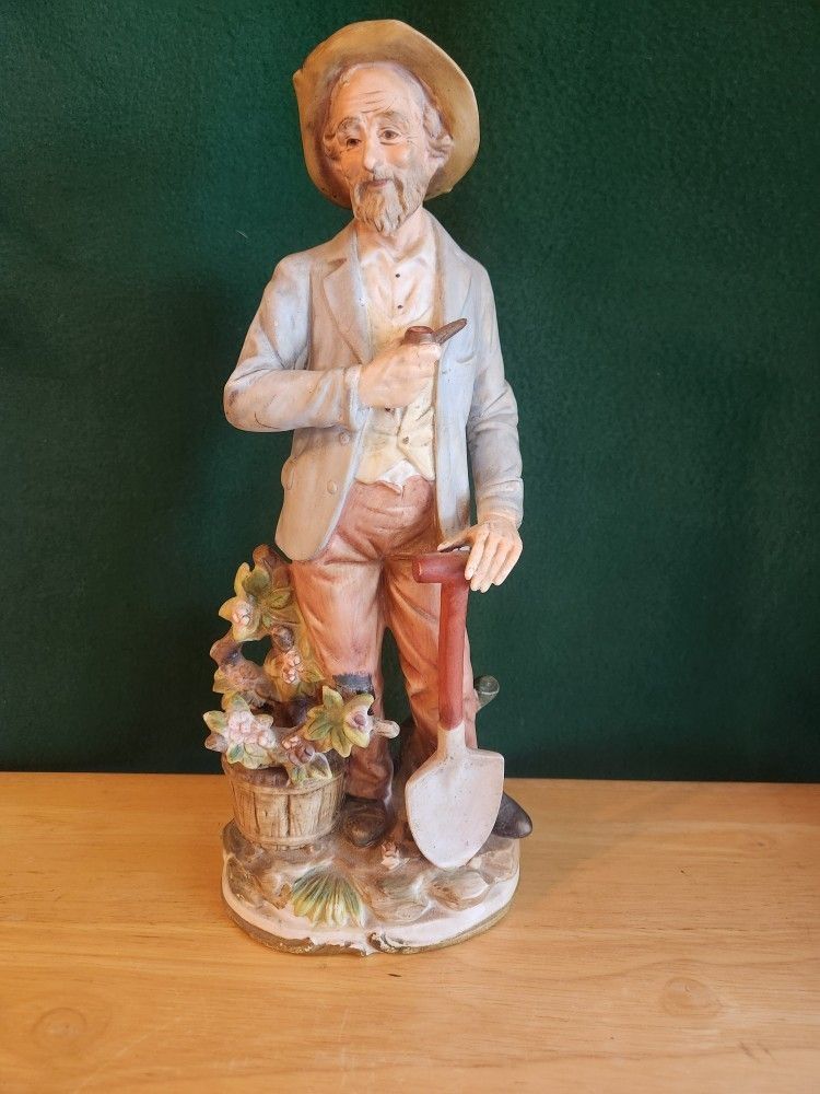 Vintage Porcelain Farmer Old Man Gardener Taiwan Art Statue Figure Homeco 8816