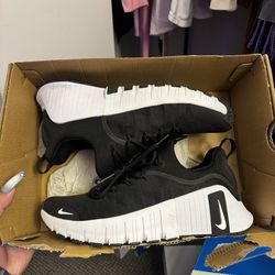 Nike Women’s Free Metcon 6