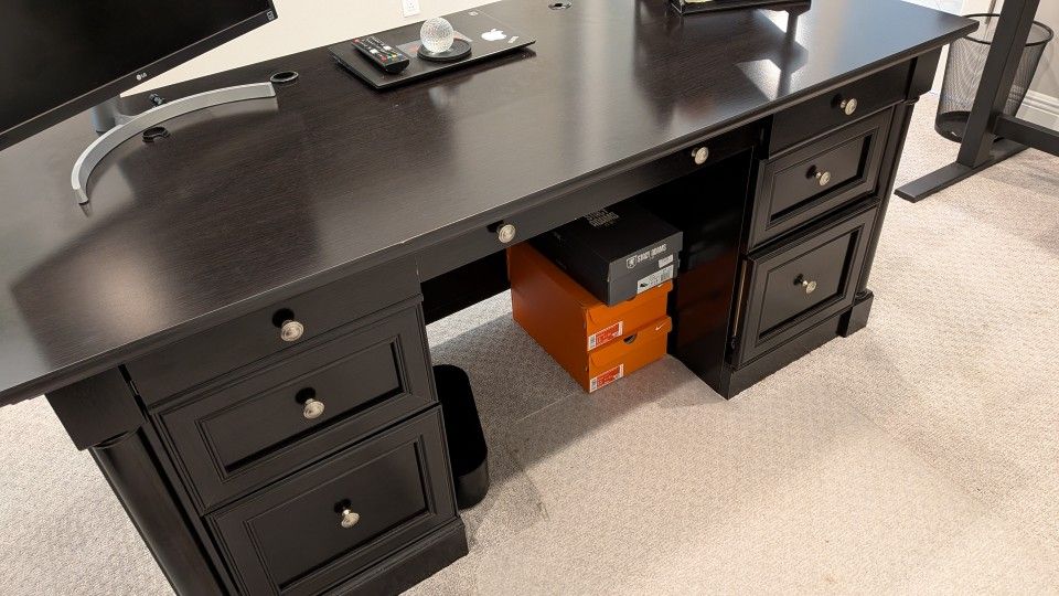 Executive Office Desk With Filing Cabinet