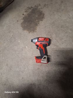 Milwauky impact driver1/4 18v