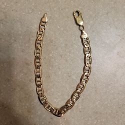 10 K Gold Men's Bracelet.  Weight Is 14 Grams