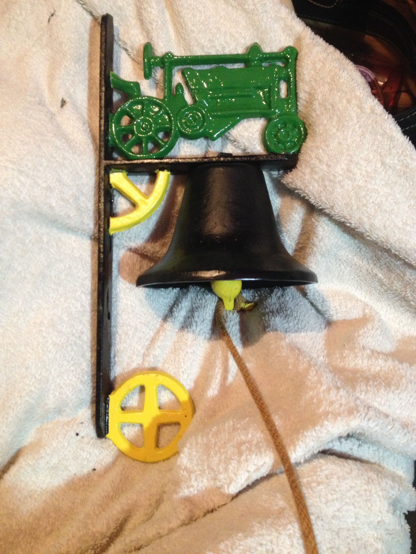 Vintage John Deere cast iron dinner bell