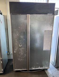 SUB-ZERO 48” PANEL READY BUILT-IN SIDE-BY-SIDE REFRIGERATOR/FREEZER