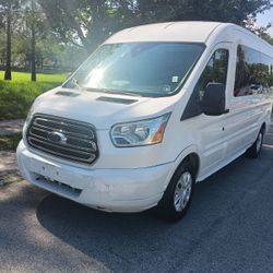 2017 Ford Transit 350 Wagon 