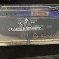 3 X 16GB Corsair Dominator RGB DDR5-6200 Mt/s