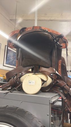 Saddle