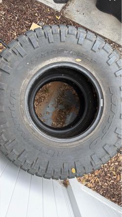 Nitto Ridge Grappler 37x 12.50x17LT