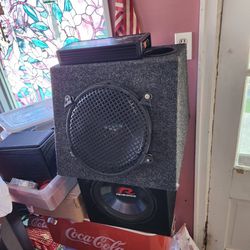 Speakers And Amplifier 