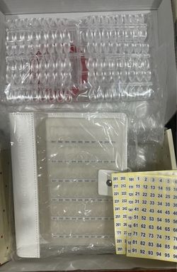 Nail Swatch Book, Nail Color Polish Display Book for Salon with 160 Tips and Number Labels