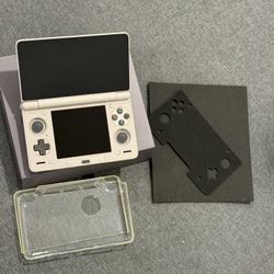 AYN Thor Pro 12Gb Ram 256gb Storage + Protective Case + Playstation Buttons