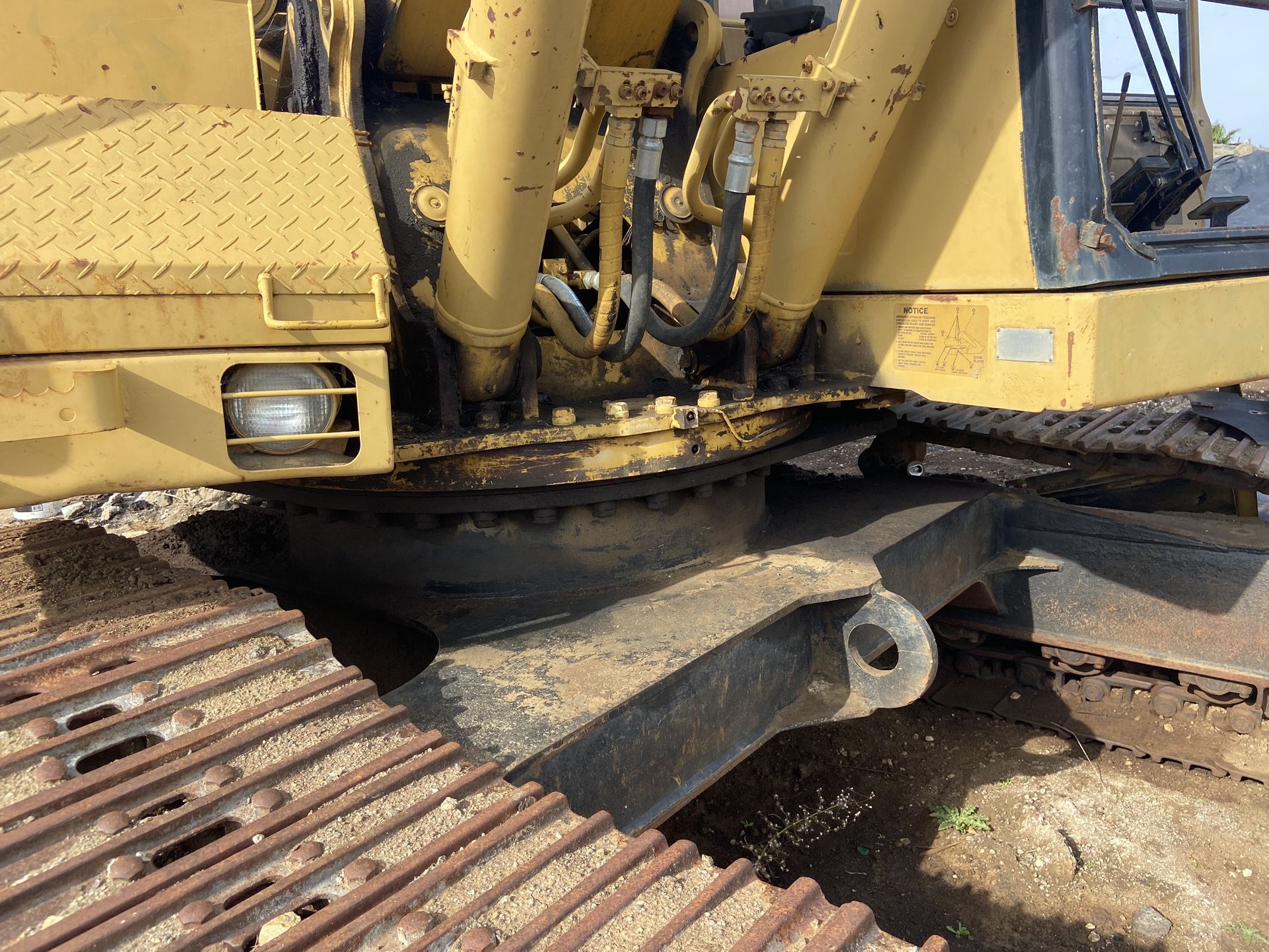 EL 240 B Cat Excavator 1987 Make An Offer