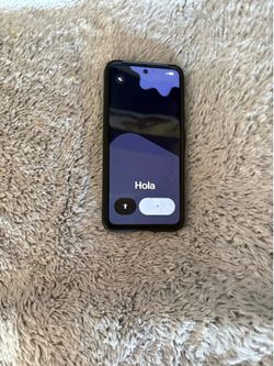 Google pixel 8  128gb (cracked screen)