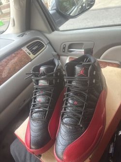 Jordan 12s Size 8